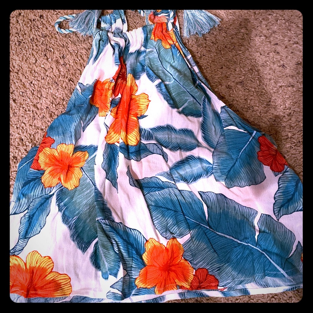 Forever 21 crop halter top